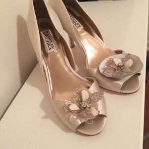 Badgley Mischka Satin Heel Wedding Shoes Size 8